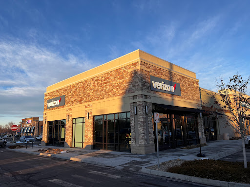 Cell Phone Store «Verizon», reviews and photos, 1234 S Hover Rd #200, Longmont, CO 80501, USA