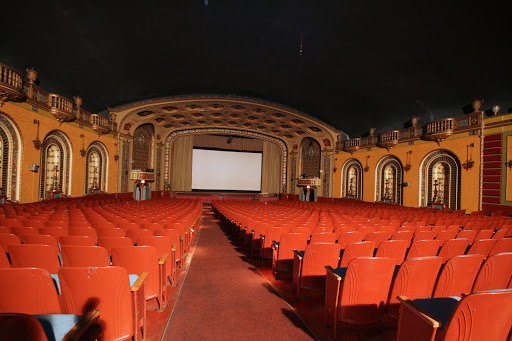 Movie Theater «Patio Theater», reviews and photos, 6008 W Irving Park Rd, Chicago, IL 60634, USA