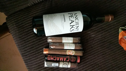 Liquor Store «ABC Fine Wine & Spirits», reviews and photos, 14725 S Tamiami Trail, Fort Myers, FL 33912, USA