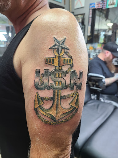 Tattoo Shop «The Constable Tattoo Parlor», reviews and photos, 16122 IL-59, Plainfield, IL 60586, USA