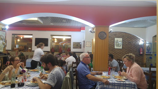 Restaurante Pizzaria O Constantino (São Martinho  - R. Fundo do Povo, 5060-448, Portugal