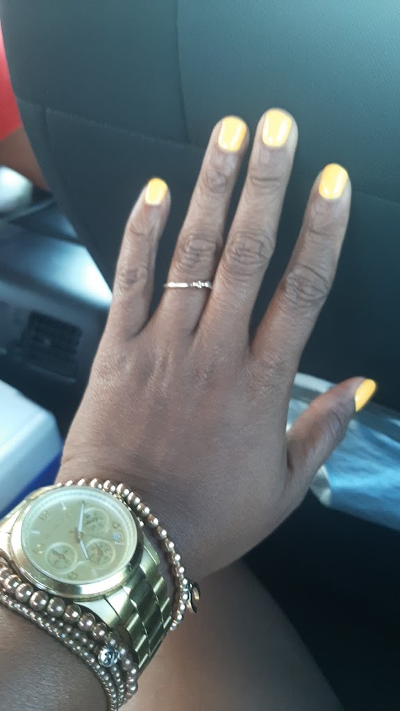 Lovely Nails 33440