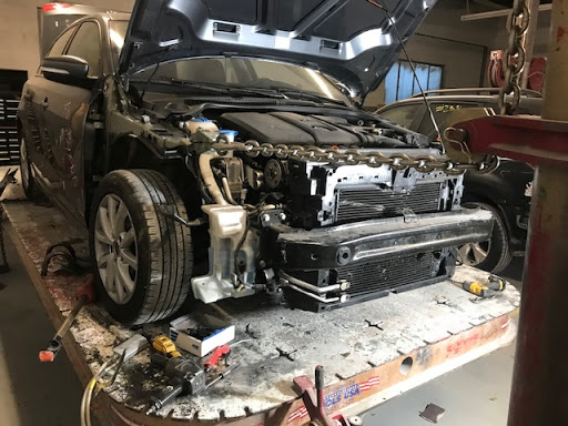 Auto Body Shop «Amazon Auto Body Shop and Collision Center», reviews and photos, 1255 Montgomery Ave, San Bruno, CA 94066, USA