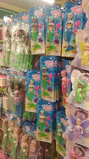 Dollar Store «Dollar Tree», reviews and photos, 3337 Rosecrans St, San Diego, CA 92110, USA