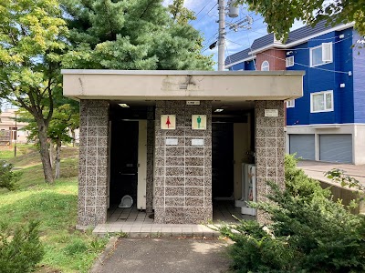 福住ふれあい公園 公衆トイレ