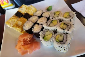 hoky sushi image