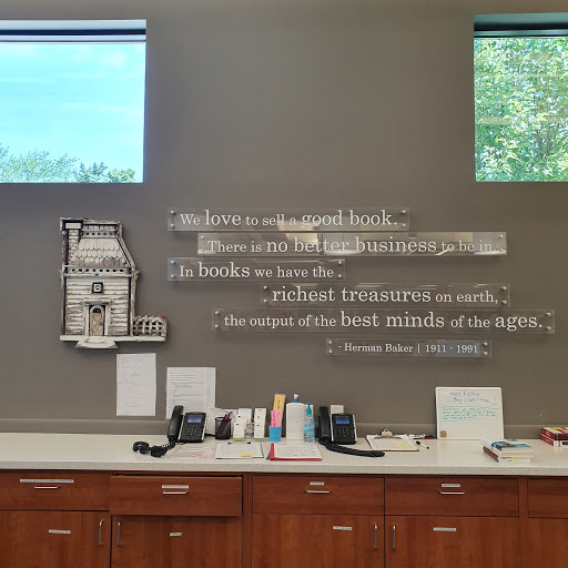 Christian Book Store «Baker Book House Co», reviews and photos, 2768 E Paris Ave SE, Grand Rapids, MI 49546, USA