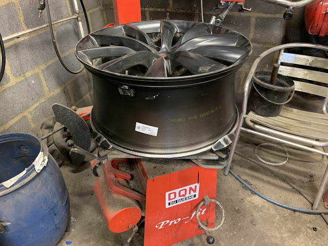 Alex Pneu Mobile - Banden winkel