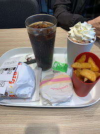 Aliment-réconfort du Restauration rapide McDonald's Orange centre - n°2