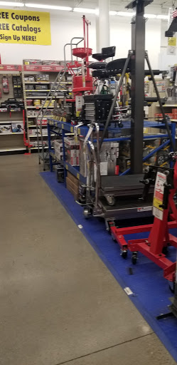 Hardware Store «Harbor Freight Tools», reviews and photos, 1460 Main St, Hamilton, OH 45013, USA