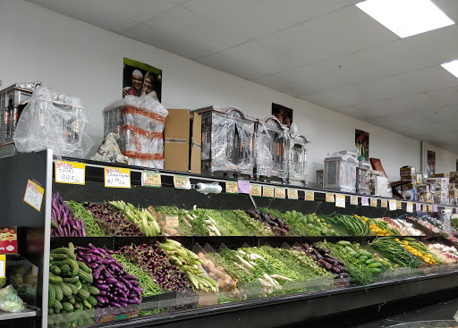 Indian Grocery Store «Patel Brothers», reviews and photos, 3428 N University Dr, Sunrise, FL 33351, USA