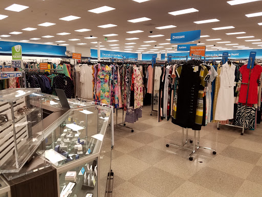 Clothing Store «Ross Dress for Less», reviews and photos, 4027 Commonwealth Ave, Eau Claire, WI 54701, USA