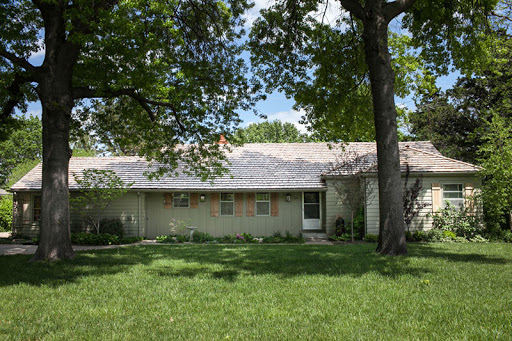 Roofing Contractor «Farha Roofing», reviews and photos, 1627 S Hillside St, Wichita, KS 67211, USA