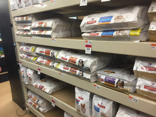 Pet Supply Store «Pet Supplies Plus», reviews and photos, 3196 Erie Blvd E, Syracuse, NY 13214, USA