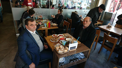 Mustafa Üstünay Kahvehane