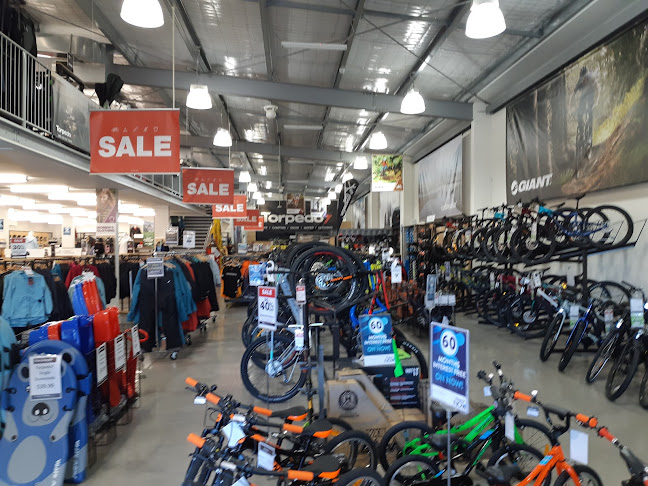 Reviews of Torpedo7 New Plymouth in New Plymouth - Sporting goods store