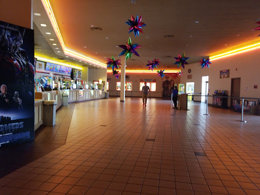Movie Theater «Atlas Cinema Great Lakes Stadium 16», reviews and photos, 7860 Mentor Ave, Mentor, OH 44060, USA