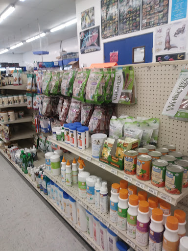 Pet Supply Store «Blackwinds Pet Supplies», reviews and photos, 2494 Military Rd, Niagara Falls, NY 14304, USA