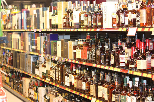 Liquor Store «Cardinal Wine & Spirits», reviews and photos, 1616 W Algonquin Rd, Hoffman Estates, IL 60192, USA