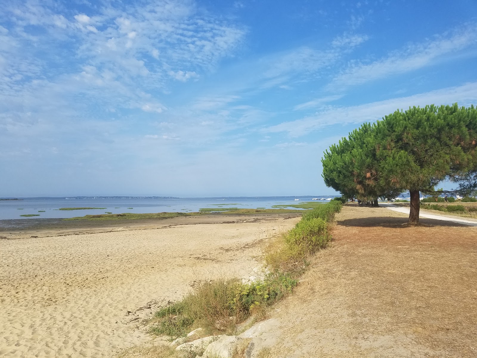 Photo de Suzette Beach zone des équipements