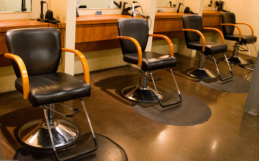 Beauty Salon «Salon 124», reviews and photos, 124 Chemawa Rd N, Keizer, OR 97303, USA