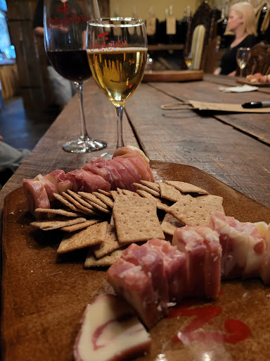 Brewery «The Corkscrew Winery and Brewery», reviews and photos, 16 SW Broadway St, Ocala, FL 34471, USA