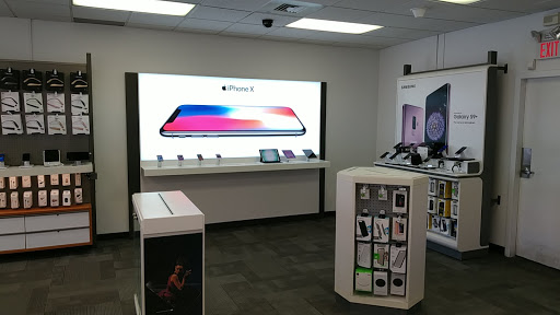 Cell Phone Store «AT&T», reviews and photos, 826 Boston Rd, Springfield, MA 01119, USA