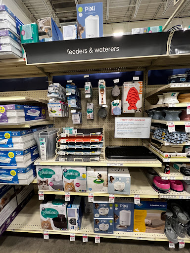 Pet Supply Store «PetSmart», reviews and photos, 67 Consumer Square, Plattsburgh, NY 12901, USA