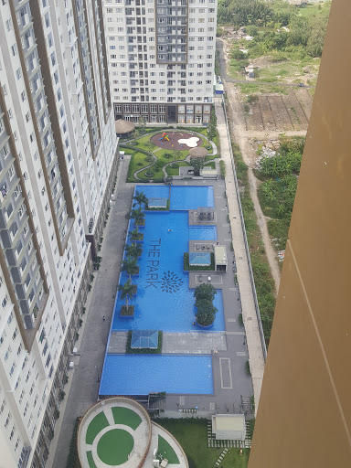 THE PARK RESIDENCE SWIMMING POOL