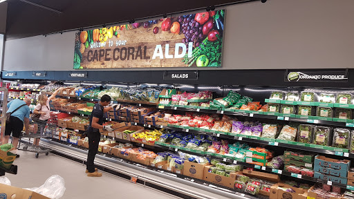 Shopping Mall «Coralwood Shopping Center», reviews and photos, 2301 Del Prado Blvd S, Cape Coral, FL 33990, USA