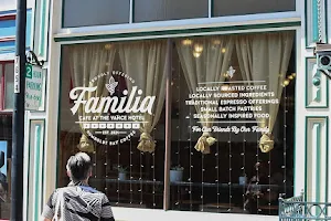 Familia Café in Eureka image