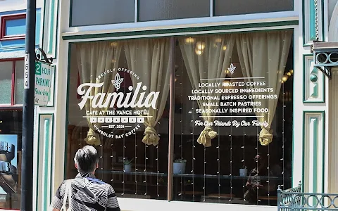 Familia Café in Eureka image