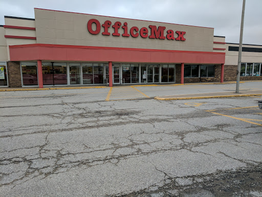 Office Supply Store «OfficeMax», reviews and photos, 320 W Kimberly Rd, Davenport, IA 52806, USA