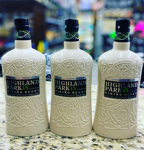 Liquor Store «Paradise Liquor», reviews and photos, 3237 Hilton Rd, Ferndale, MI 48220, USA