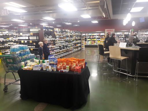 Grocery Store «Fred Meyer», reviews and photos, 14700 SE McLoughlin Blvd, Milwaukie, OR 97267, USA