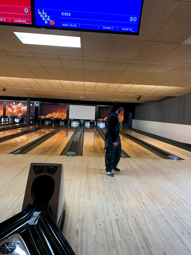 Bowling Alley «Ideal Bowling Center», reviews and photos, 119 Jennings St, Endicott, NY 13760, USA