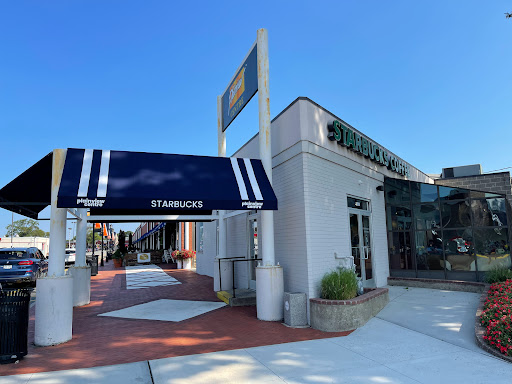 Coffee Shop «Starbucks», reviews and photos, 399 S Oyster Bay Rd, Plainview, NY 11803, USA