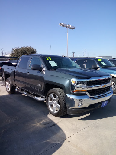Used Car Dealer «Trinity Auto Sales Group», reviews and photos, 5801 W Jefferson Blvd, Dallas, TX 75211, USA
