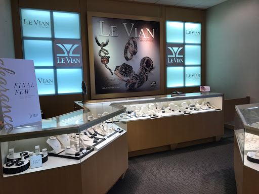 Jewelry Store «Jared The Galleria of Jewelry», reviews and photos, 451 W 14 Mile Rd, Madison Heights, MI 48071, USA