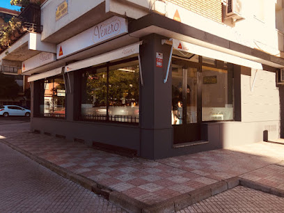 Restaurante Desayunos Venero - Av. Santa Marina, 49B, 06005 Badajoz, Spain