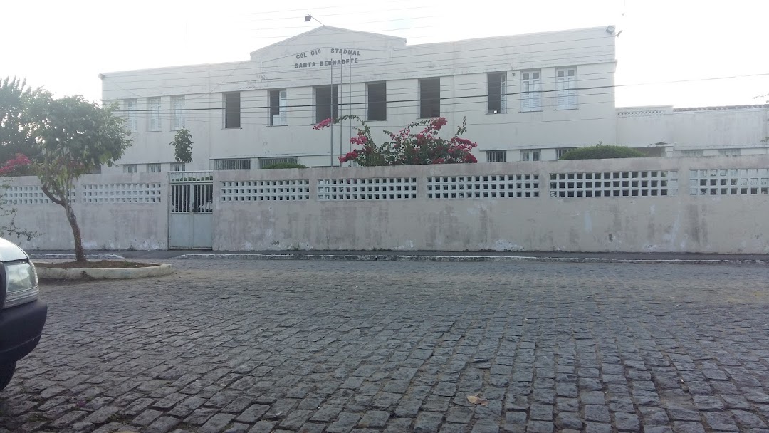 Colégio Estadual Santa Bernadete