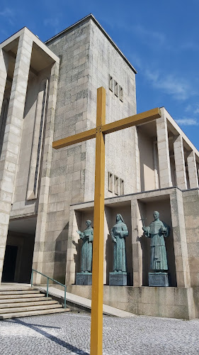 http://www.paroquia-antas.pt/