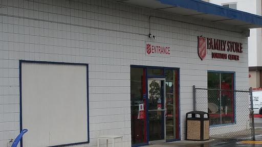 Thrift Store «Salvation Army Family Store and Donation Center», reviews and photos