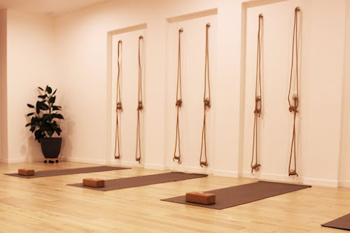 AB YOGA VINYASA STUDIO à Hendaye