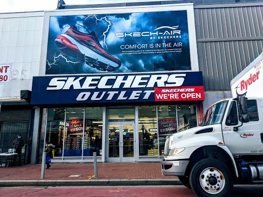 Shoe Store «SKECHERS Factory Outlet», reviews and photos, 163-11 Jamaica Ave, Jamaica, NY 11432, USA
