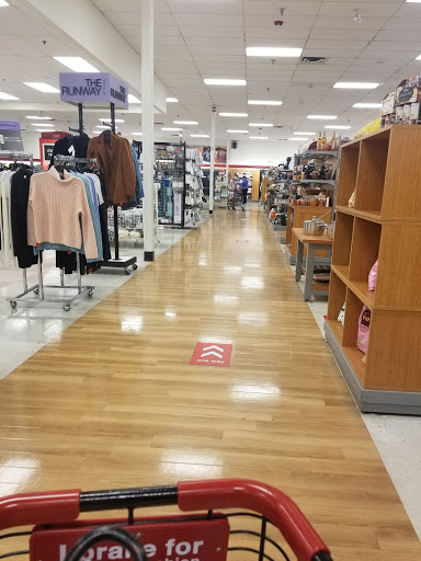 Department Store «T.J. Maxx», reviews and photos, 30955 Orchard Lake Rd, Farmington Hills, MI 48334, USA