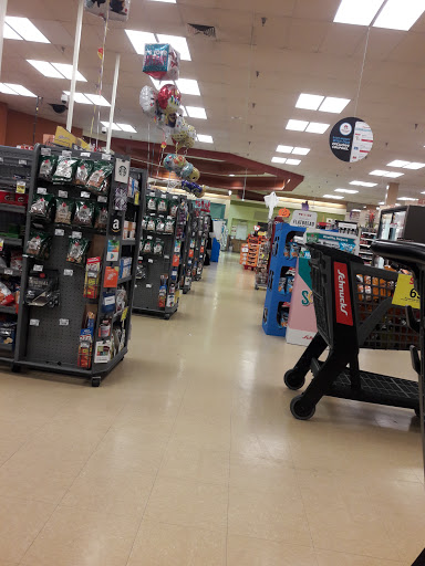 Grocery Store «Schnucks», reviews and photos, 4500 W Lloyd Expy, Evansville, IN 47712, USA