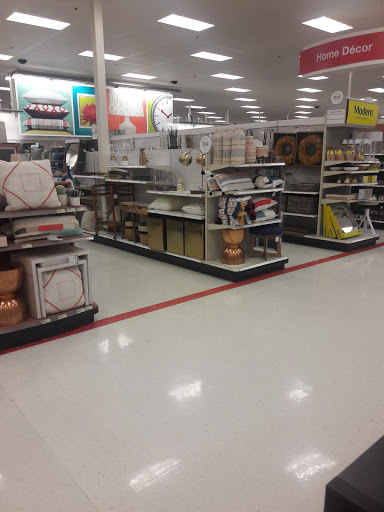 Department Store «Target», reviews and photos, 33860 S Gratiot Ave, Charter Twp of Clinton, MI 48035, USA