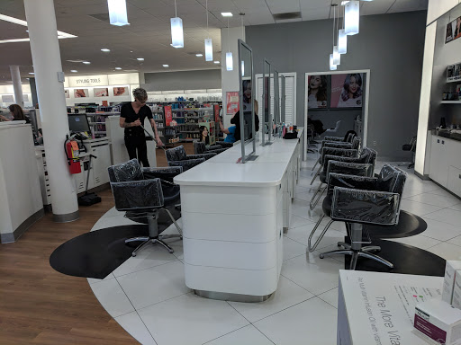 Hair Salon «Ulta Beauty», reviews and photos, 1500 N Tomahawk Island Dr, Portland, OR 97217, USA