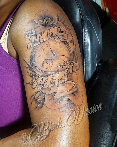 Explore flower back tattoo ideas, creative tattoo ideas in Bronx, available at Black Version TATTOO Shop